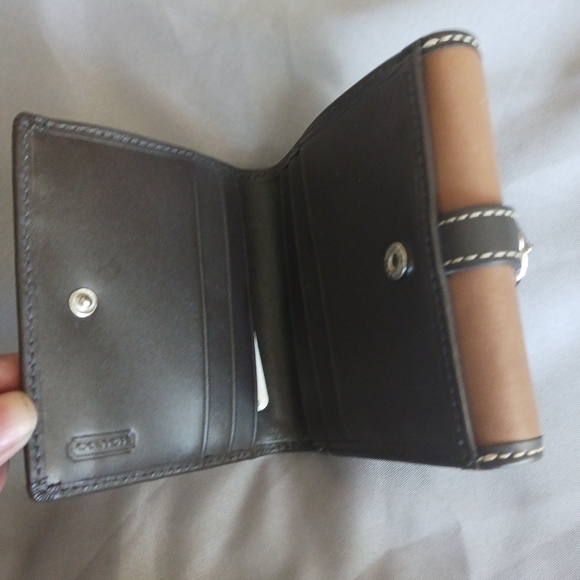 Coach Wallet - Picture 3 of 4